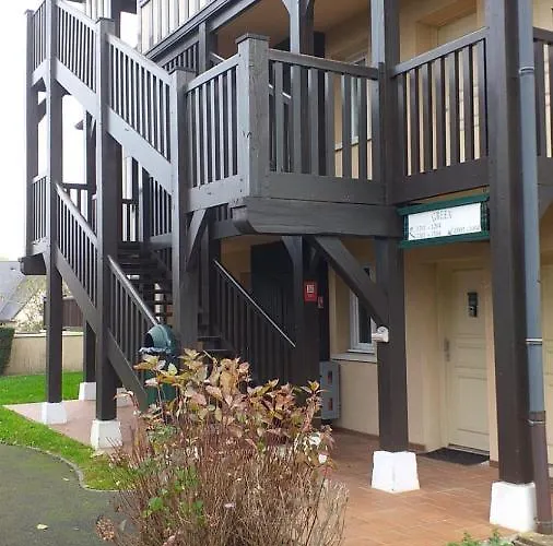 アパート Golf De , Place-inn